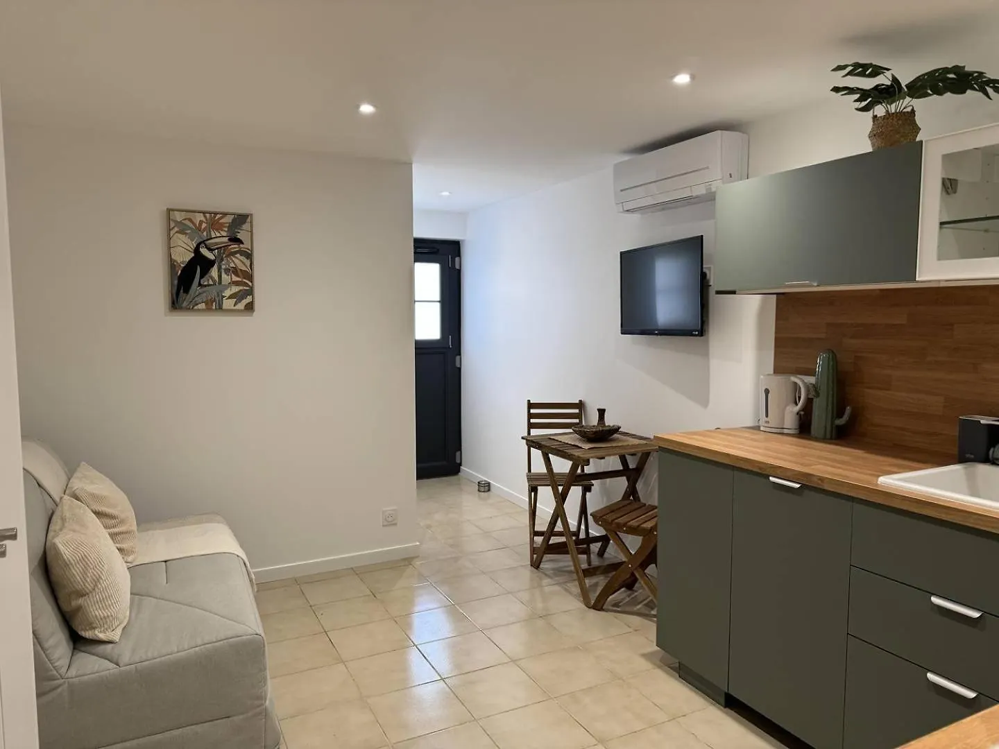 L'Appartement Le Levant Au Lavandou Le Lavandou 0*,